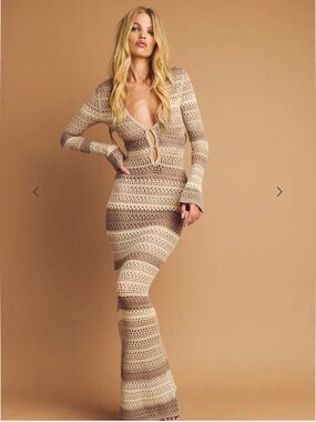 Seroya Lilith Knit Maxi Dress